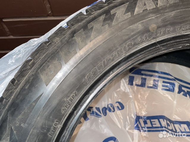 Bridgestone Blizzak Spike-02 SUV 235/55 R19 101T