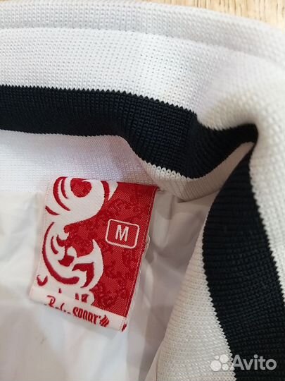 Мужской спортивный костюм