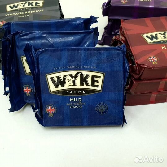 Сыр Чеддер Wyke Farms Mild