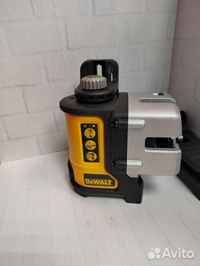 Лазерный уровень dewalt Dw089k