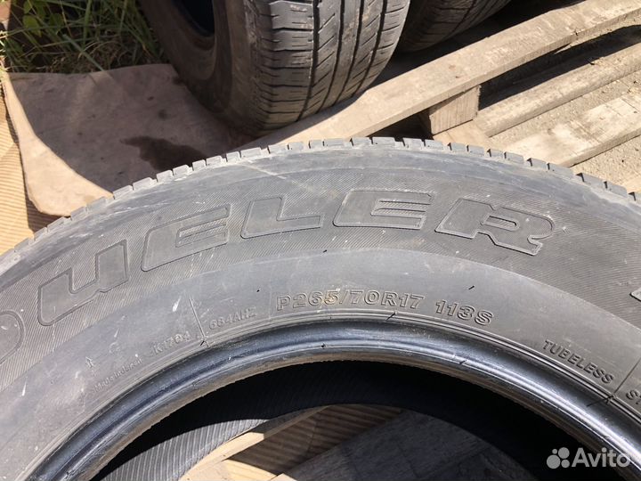 Bridgestone Dueler H/T 684II 265/70 R17