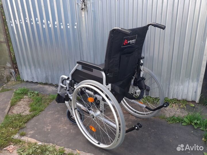 Инвалидная коляска