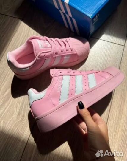 Adidas superstar XLG true pink