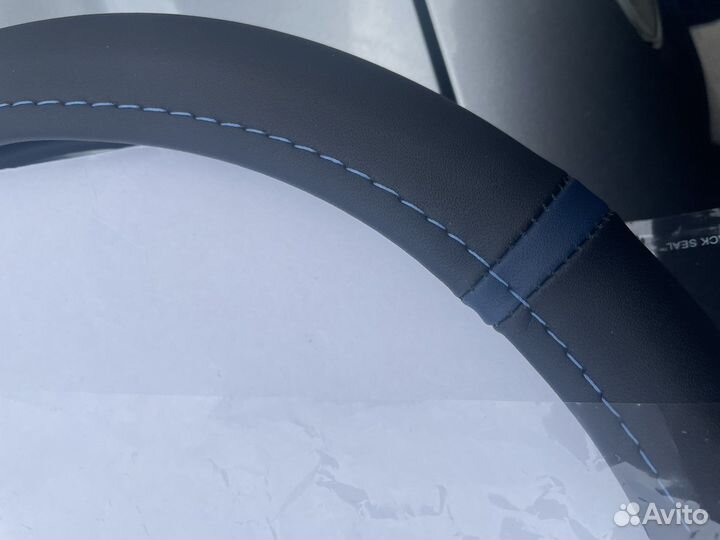 Кожаная оплетка на руль Rudder