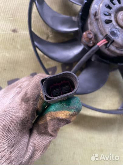 Вентилятор охлаждения радиатора Vw Golf/Touran