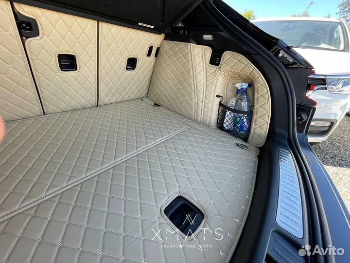 Коврики в багажник Porsche