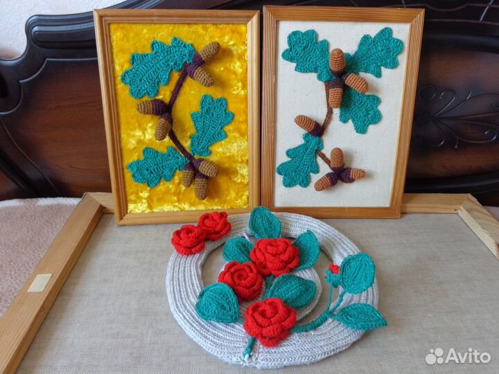 Картины и панно с объемными вязаными элементами