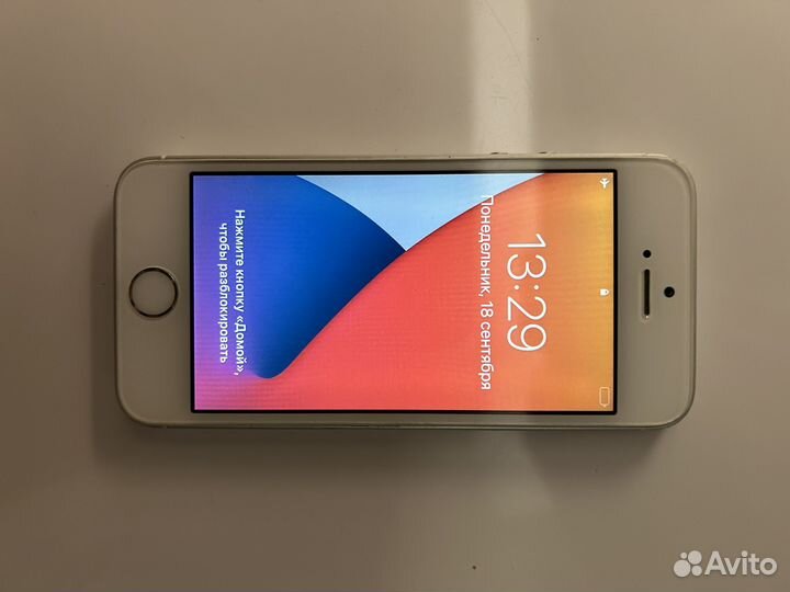 iPhone se 64gb