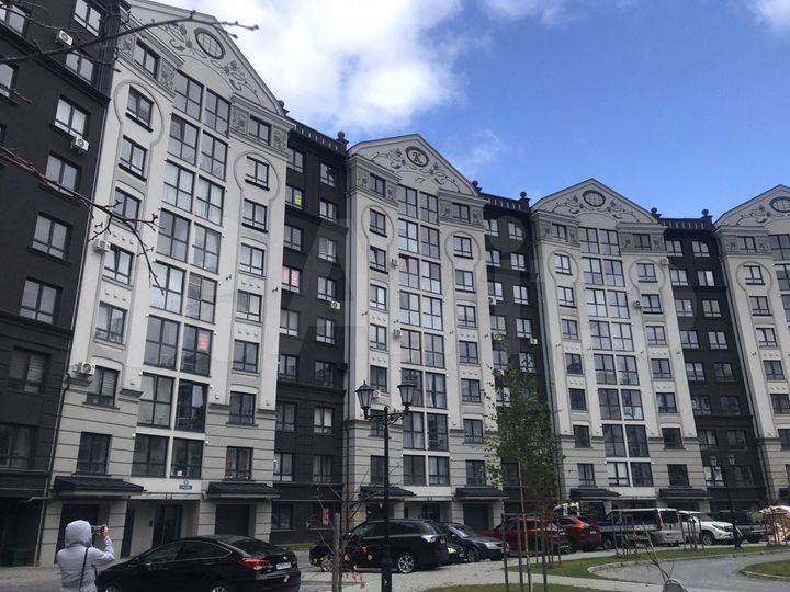 2-к. квартира, 59,5 м², 1/9 эт.