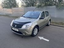 Renault Sandero 1.6 MT, 2011, 303 315 км, с пробегом, цена 350 000 руб.