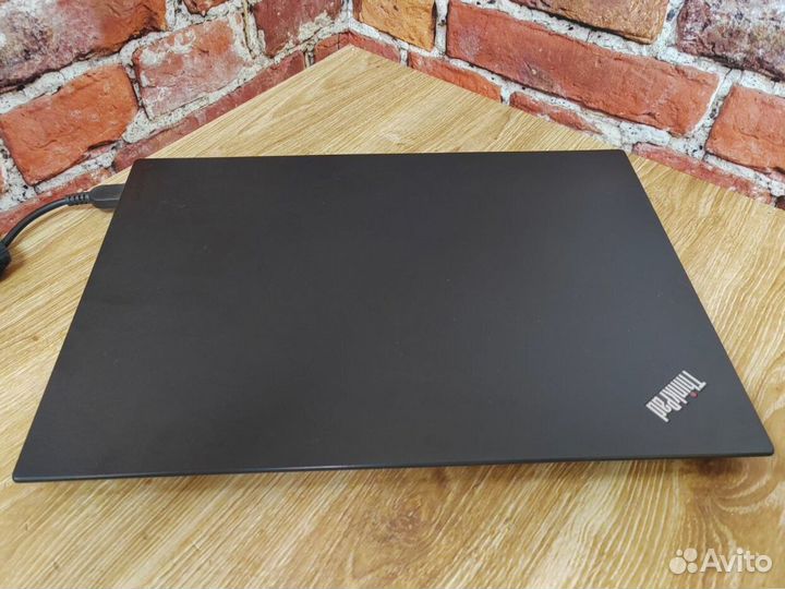 Ноутбук Lenovo Core i7 14 дюймов для работы. Обмен