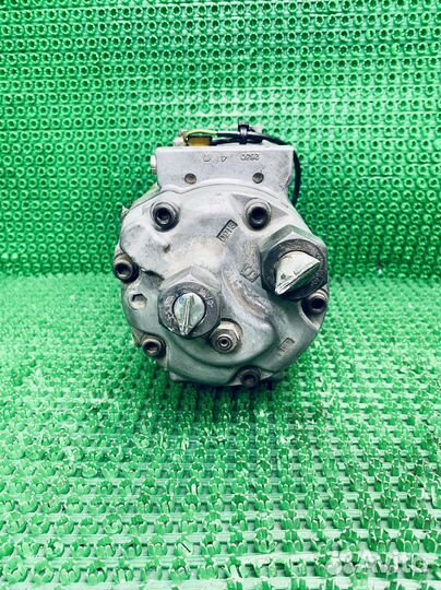 Компрессор кондиционера 8D0260805D