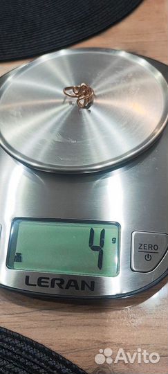 Золотое кольцо женское кобра