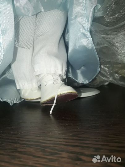 Кукла фарфоровая коллекционная большая