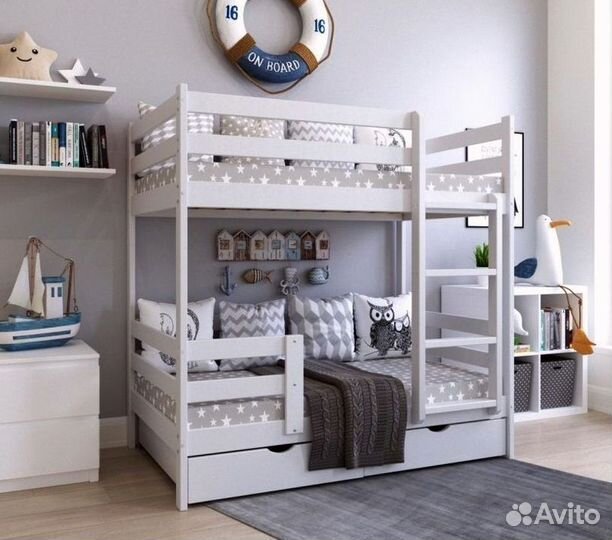 Двухъярусная кровать
