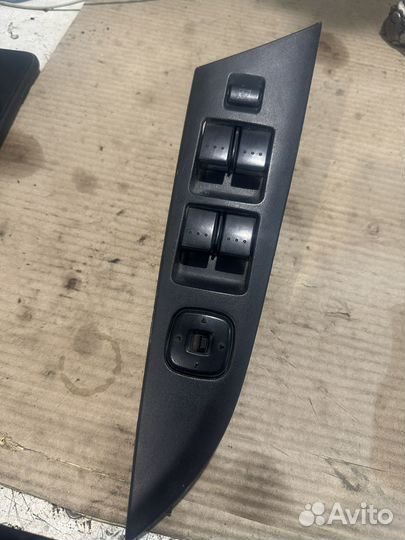 Блок управления стеклоподъемниками мазда 3 bk