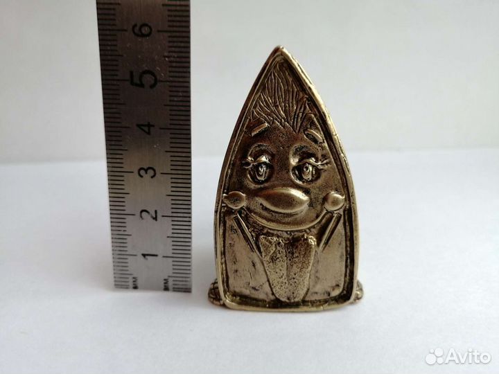 Колокольчик Утюг латунь оригинальный