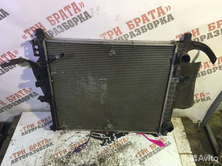 Мерседес М-Класс Радиатор охлаждающей жидкости