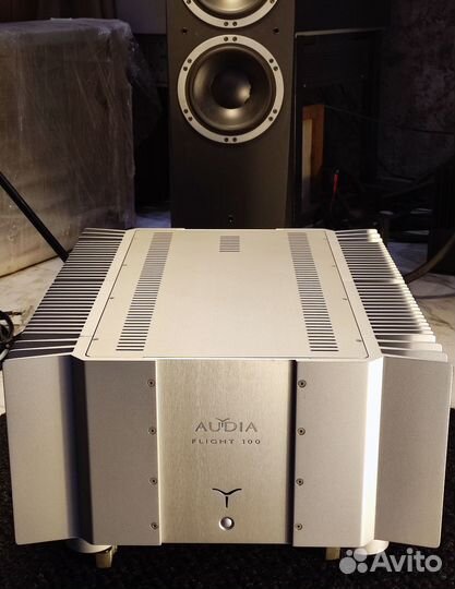 Audia Flight FL 100 усилитель мощности