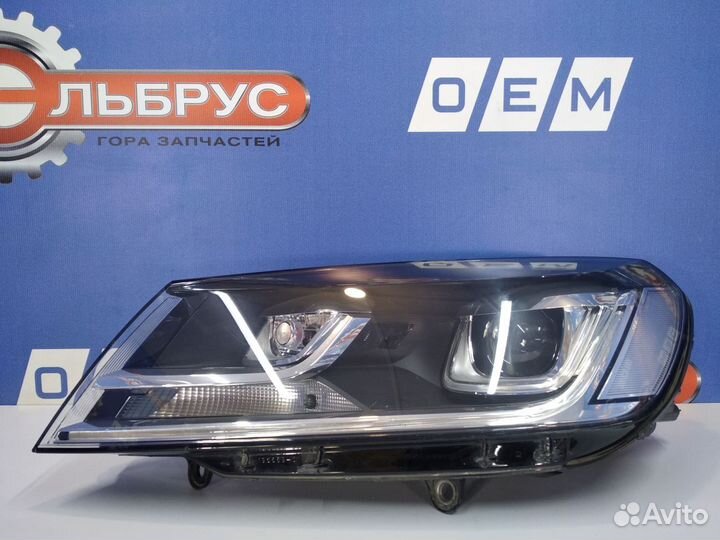 Фара левая Touareg NF