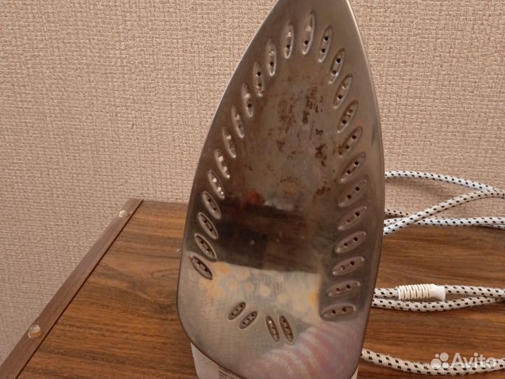 Утюг Vitek