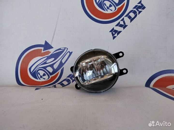 Фара противотуманная Тойота Камри 50/55 LED