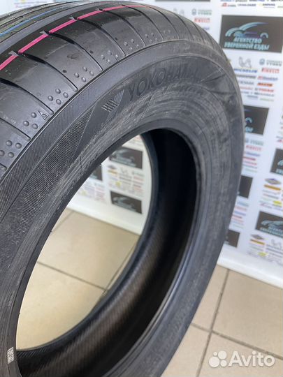 Yokohama BluEarth AE50 215/65 R17 99V