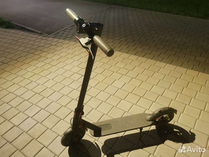 Электросамокат xiaomi m365 pro