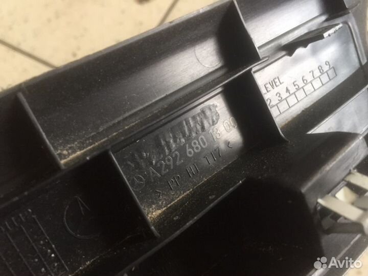 Накладка порога салона задняя левая Mercedes Gls