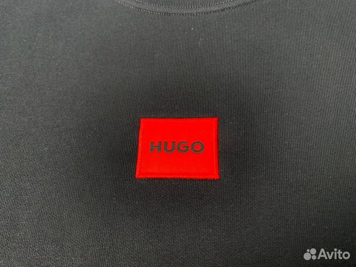 Hugo Boss: Свитшот для стильных