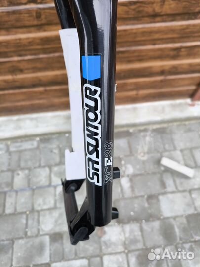 Вилка Suntour XCE 28 DS 27.5, 100mm