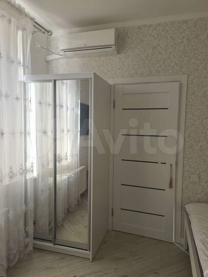 Дом 28 м² на участке 1 сот.