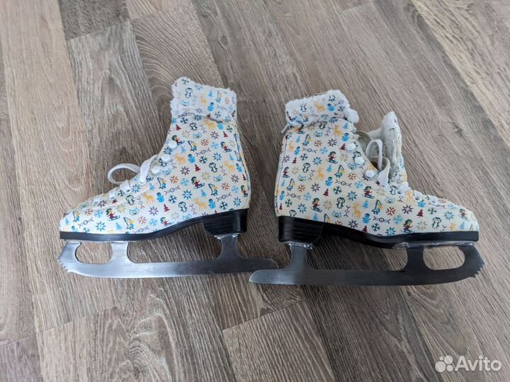 Коньки фигурные детские 30 размер