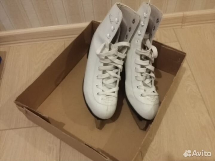 Коньки фигурные 38 и хоккейные Nordway 37