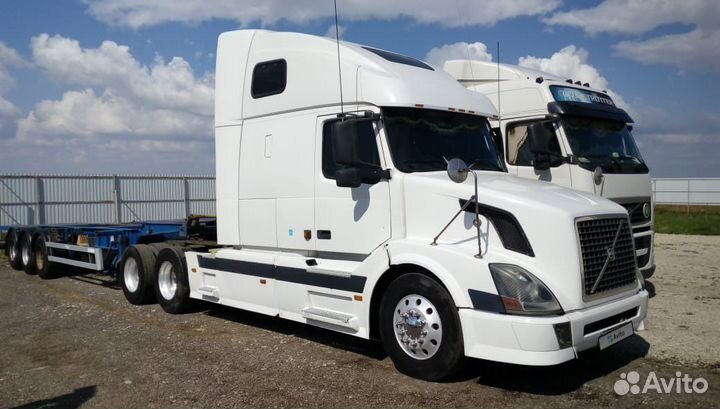 Volvo VNL 670, 2003