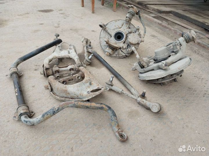 Isuzu Trooper 83/91 подвеска