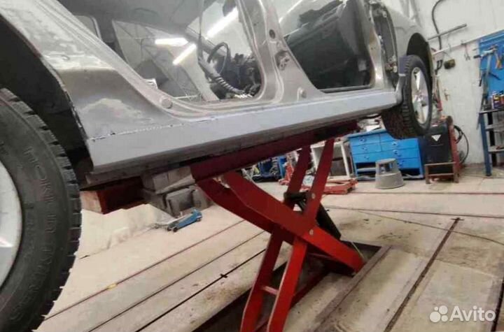 Пороги для Honda Civic 4D 2005-2011 (FD, FK, FN)