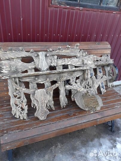 Деревянные декоративные вешалки