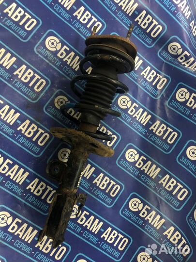 Стойка подвески передняя левая Toyota Corolla