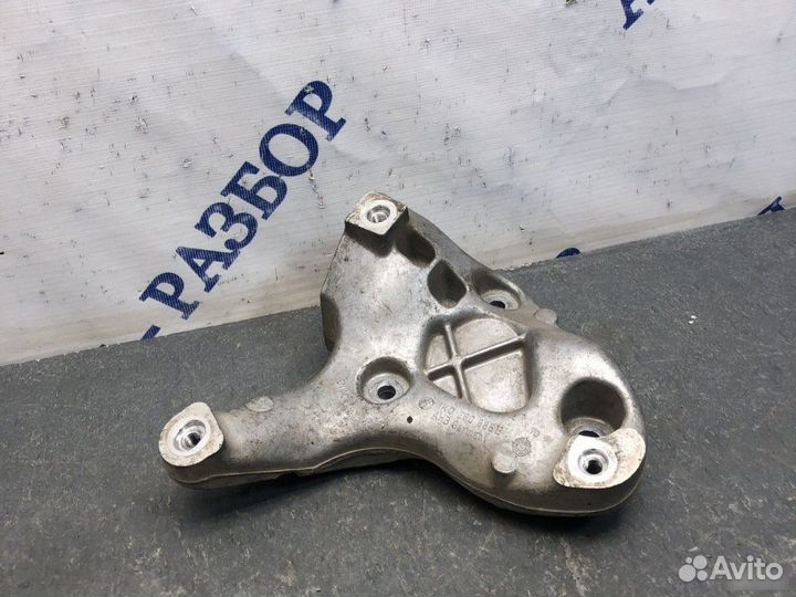 Кронштейн компрессора Skoda Octavia A5 BSE 2011