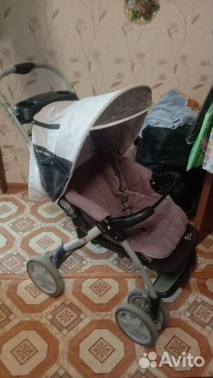 Прогулочная коляска