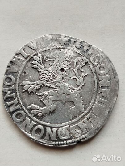 Старинная монета