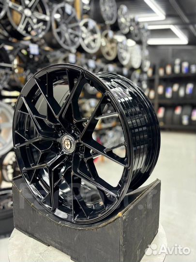 R18 5/114.3 (8.0j+et35) Диск литой RGW020FF gblk