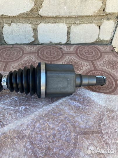 Приводной вал правый шкода октавия А8