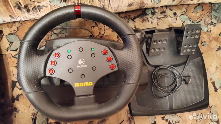 Logitech momo racing