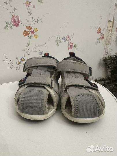Сандалии для садика 23 размер