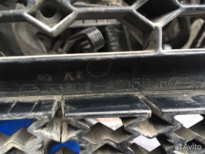 Toyota RAV 4 XA30 Решетка радиатора