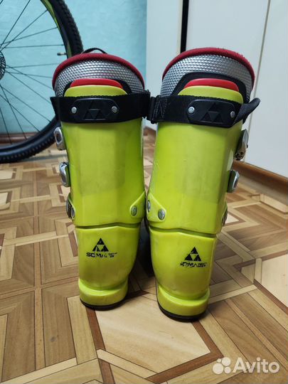 Горнолыжные ботинки fischer