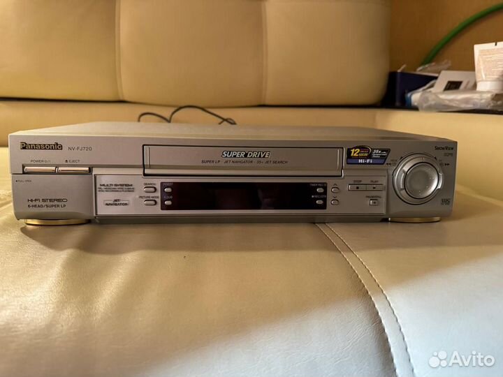 Видеомагнитофон Panasonic NV-FJ720EU