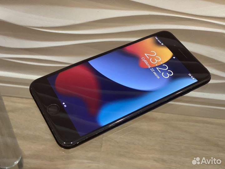 Телефон iPhone 7 plus 128gb